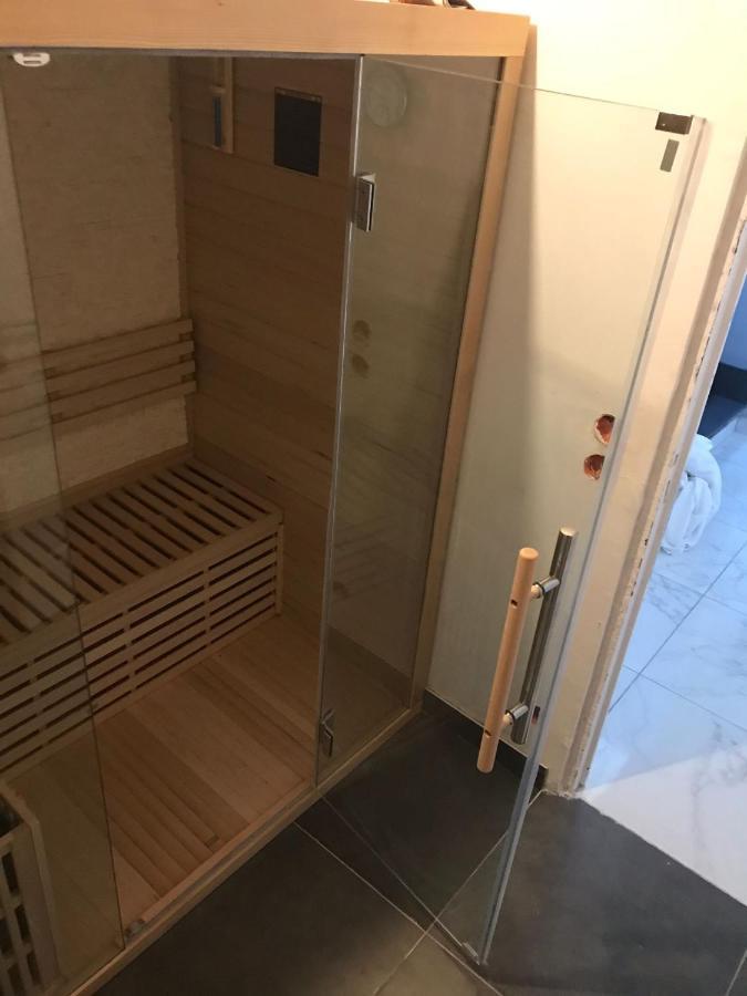 Hotel Happy Land Holliday Residential à Épinay-sur-Seine Extérieur photo